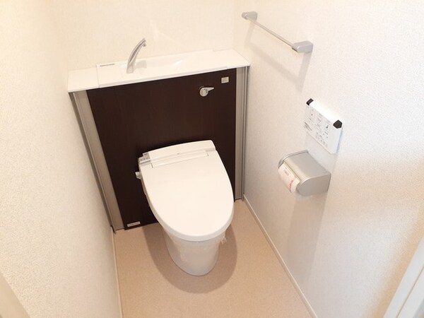 トイレ(清潔感のあるトイレです)