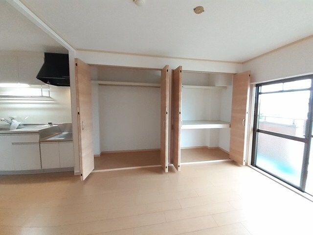 物件内観写真10　(使いやすいリビングです)