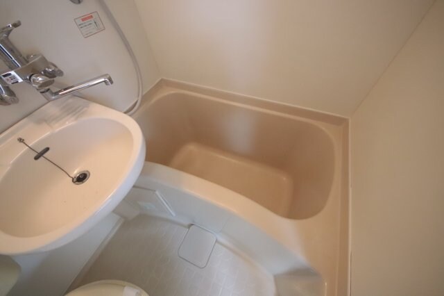 物件内観写真14　(きれいなお風呂です)