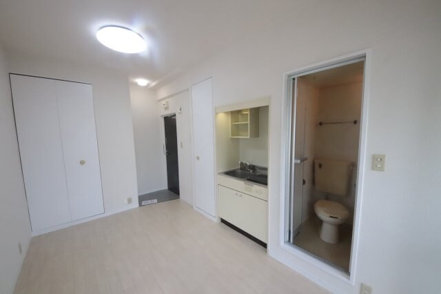 物件内観写真17　(ゆったり過ごせる居間です)