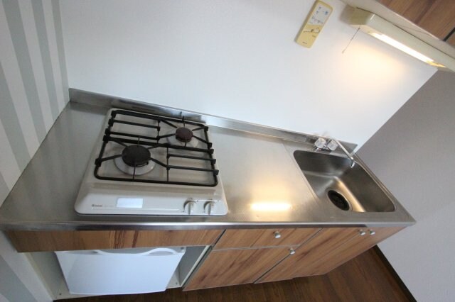 物件内観写真8　(使いやすいキッチンです)