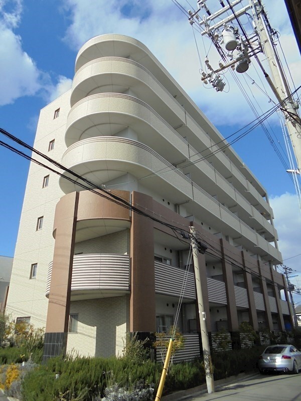 物件外観写真1　(建物外観を気になさる方へ、見た目の良い物件です)