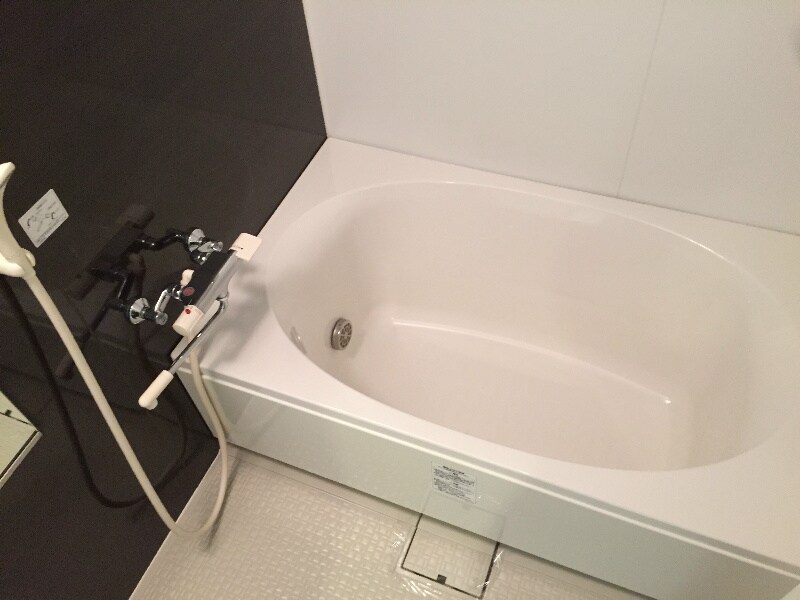 物件内観写真6　(ゆったり過ごせるお風呂です)