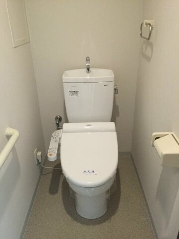 物件内観写真10　(トイレもきれいです)