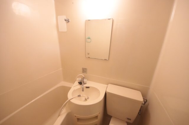 物件内観写真11　(お風呂で日々の疲れを落としましょう)