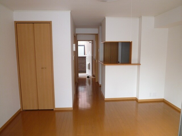 物件内観写真7　(居間です)