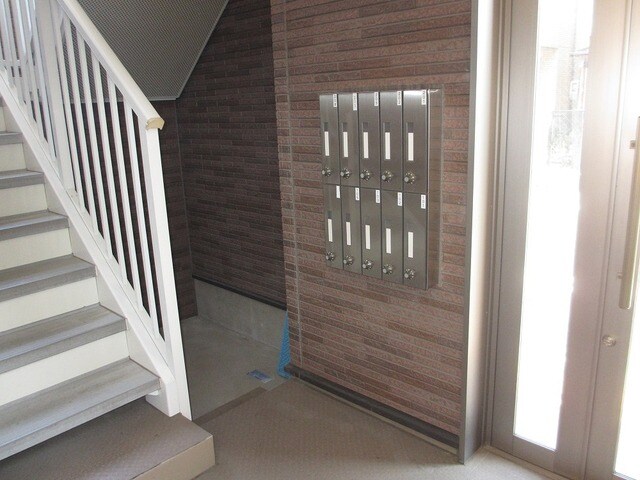 物件外観写真4　(エントランスです)