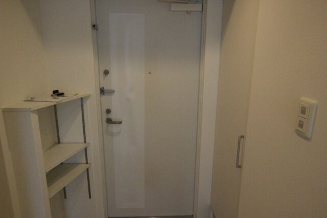 物件内観写真18　(きれいな玄関です)