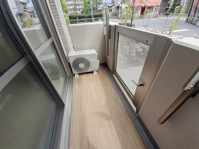 物件内観写真13　(落ち着いた時間を過ごせるバルコニーです)