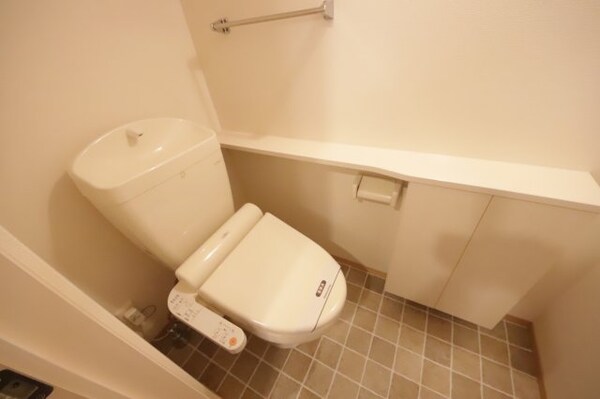 トイレ(落ち着いたトイレです)