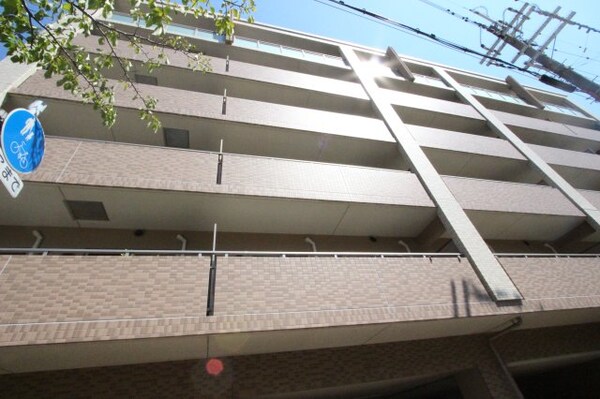 外観(落ち着いた雰囲気の外観です)