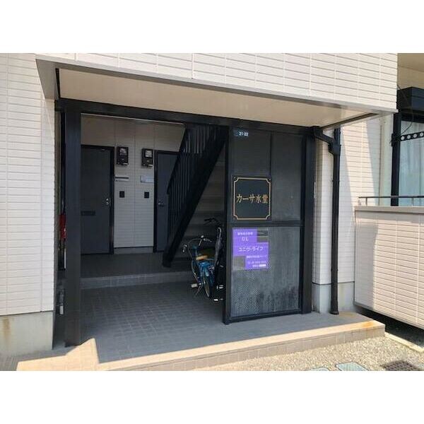 エントランス(落ち着いたエントランスです)