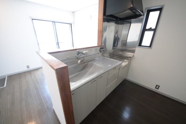 物件内観写真4　(きれいなキッチンです)