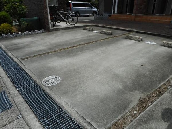 駐車場(駐車場完備です)