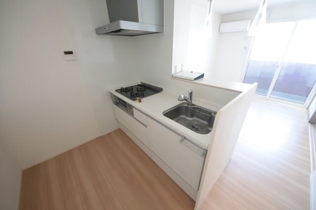 物件内観写真5　(お料理しやすいキッチンです)