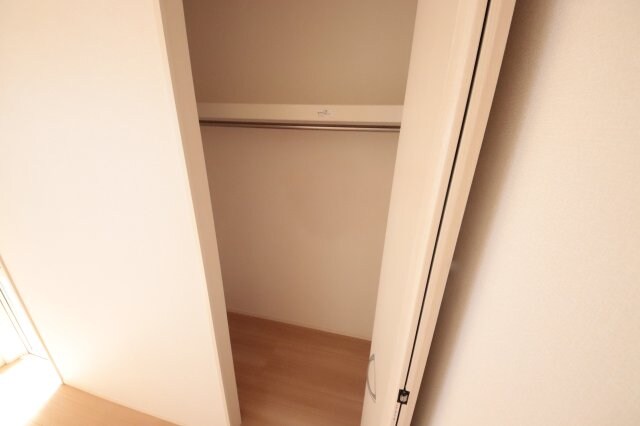 物件内観写真15　(収納スペース豊富です)