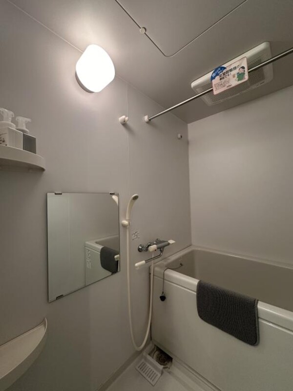 浴室(日々の疲れを癒すお風呂付です)