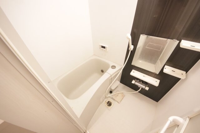 物件内観写真5　(お風呂です)