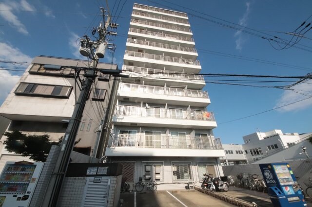 物件外観写真4　(おしゃれな外観です)