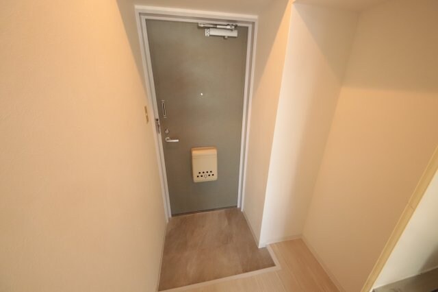 物件内観写真15　(落ち着いた玄関です)