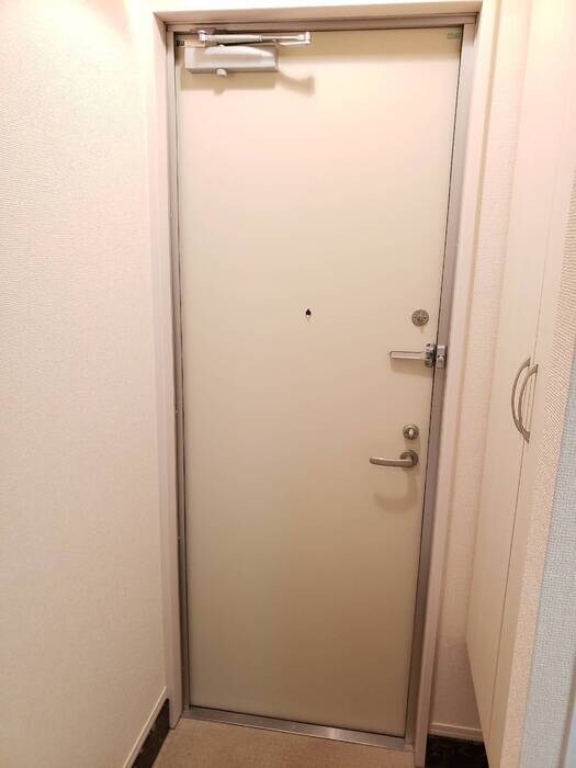 物件内観写真13　(きれいな玄関です)