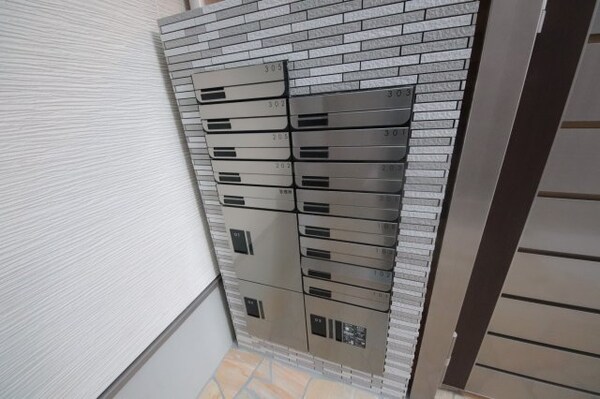 エントランス(同社施工例です。)