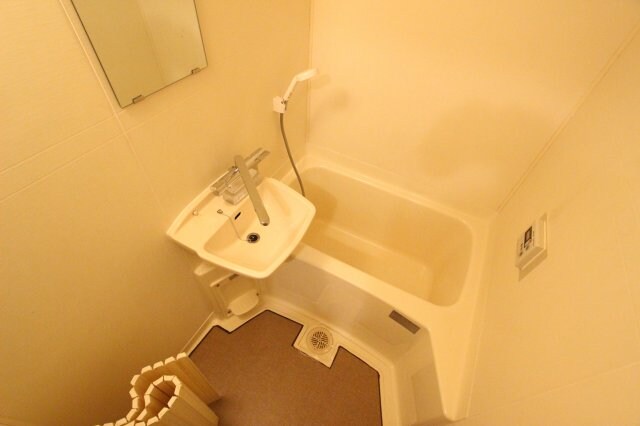 物件内観写真6　(お風呂です)