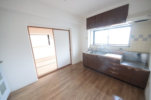 物件内観写真17　(使いやすいリビングです)