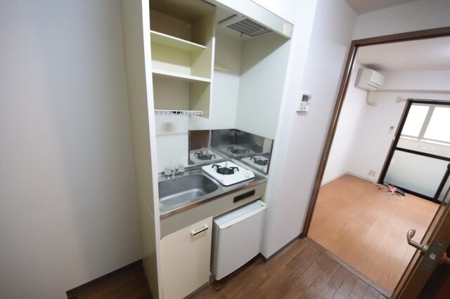 物件内観写真6　(キッチンでお料理をお楽しみください)