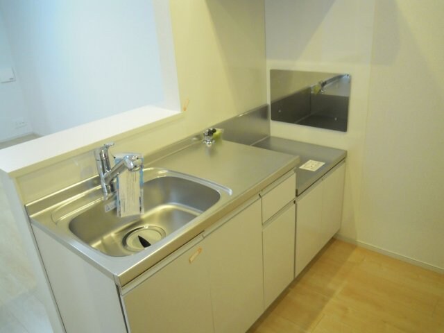 物件内観写真3　(きれいなキッチンです)