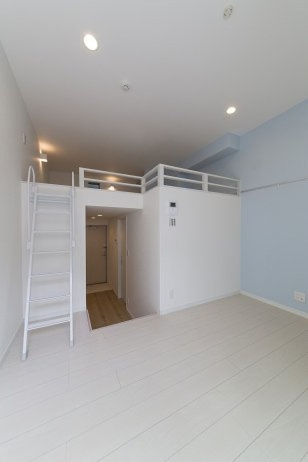 居室(ゆったりとしたリビングです)