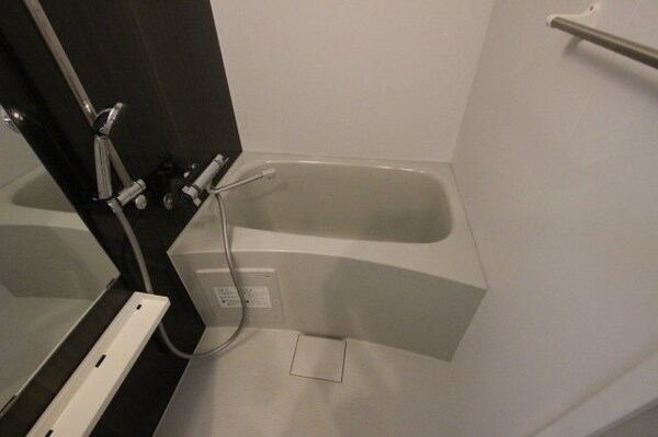 浴室(日々の暮らしに欠かせないお風呂です)