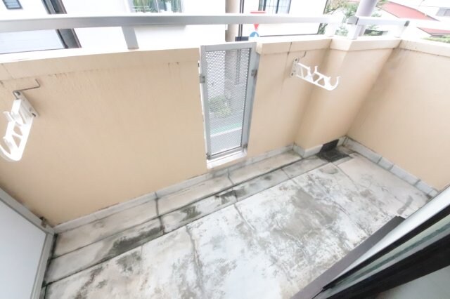 物件内観写真19　(落ち着いた時間を過ごせるバルコニーです)