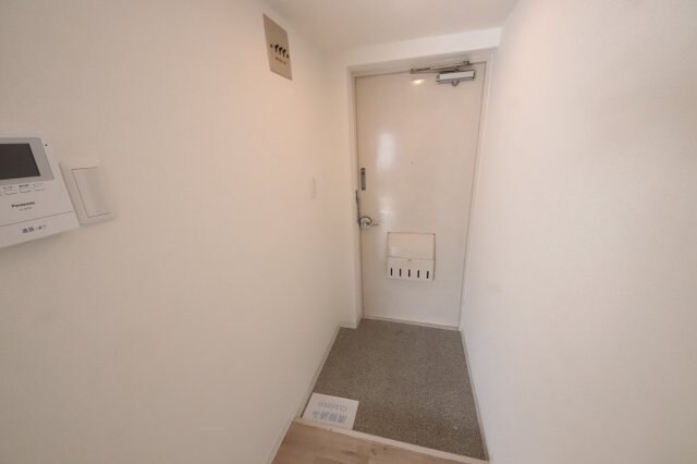 物件内観写真7　(玄関です)
