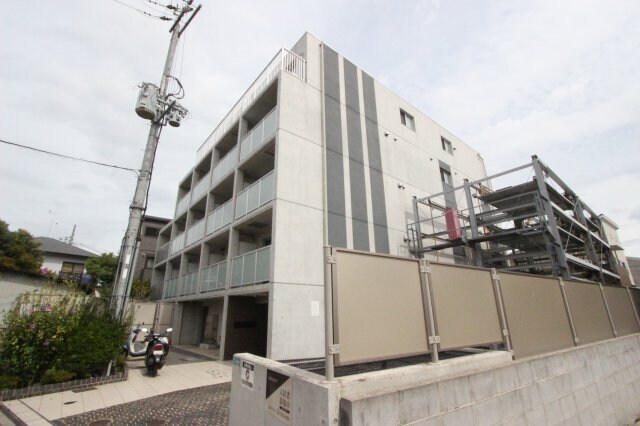 物件外観写真4　(物件の外観です)