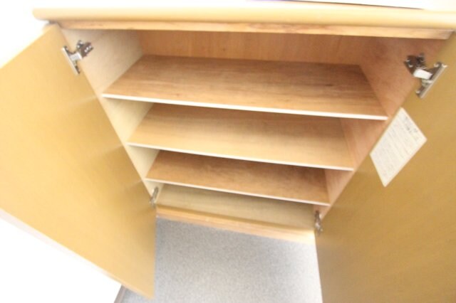 物件内観写真9　(専用の収納スペースです)