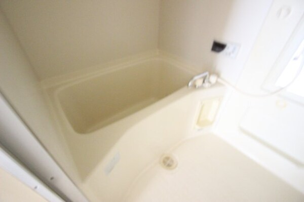 浴室(きれいなお風呂です)