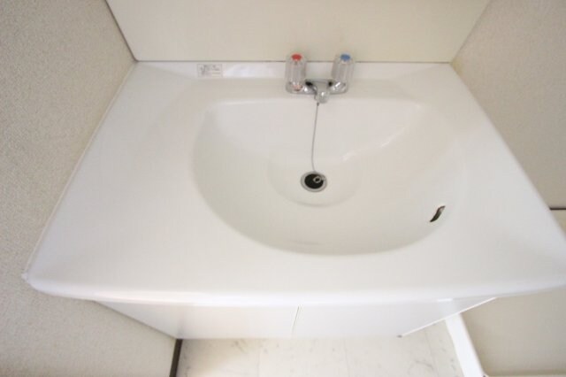 物件内観写真13　(脱衣スペースもあります)