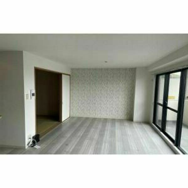 物件内観写真11　(居間です)