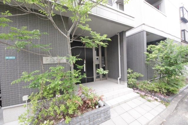 物件外観写真2　(毎日通るエントランスはこのようになっています)