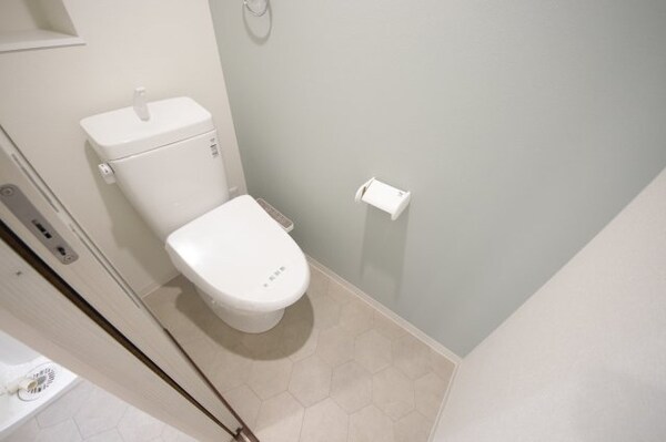 トイレ(ゆったりとした空間のトイレです)