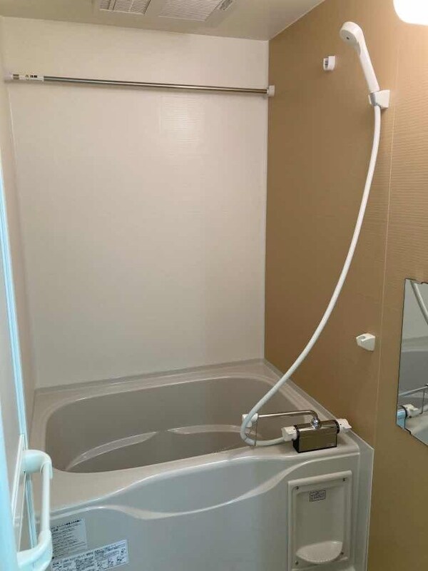 物件内観写真5　(お風呂で日々の疲れを落としましょう)