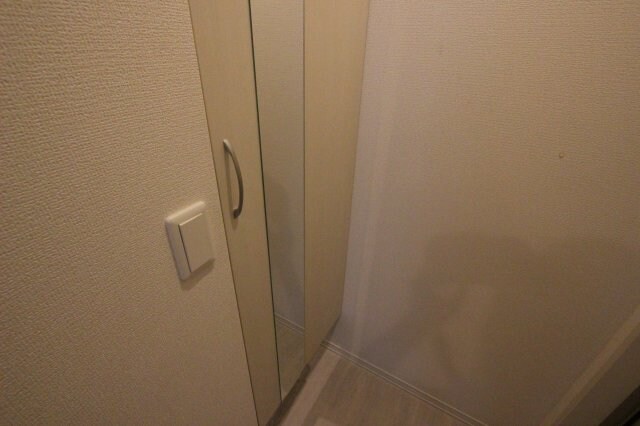 物件内観写真7　(専用の収納スペースです)