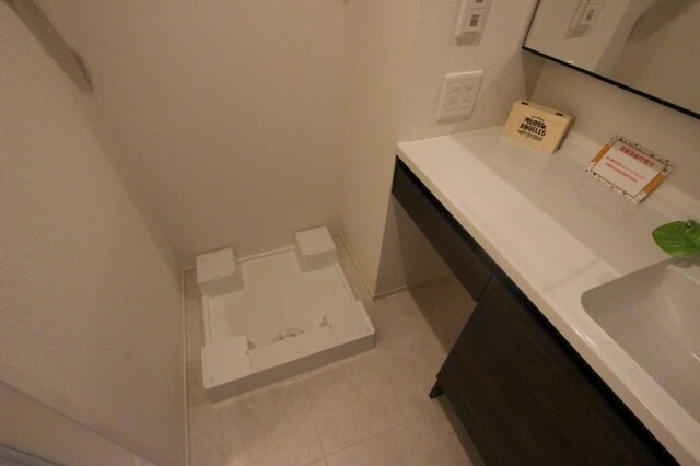 物件内観写真14　(使いやすい洗面所です)