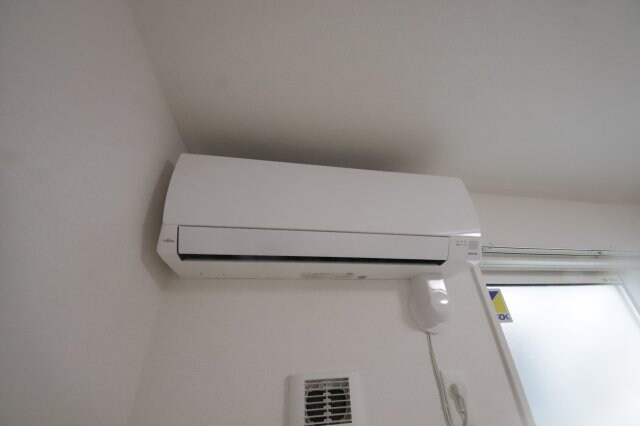 物件内観写真16　(明るい室内です)