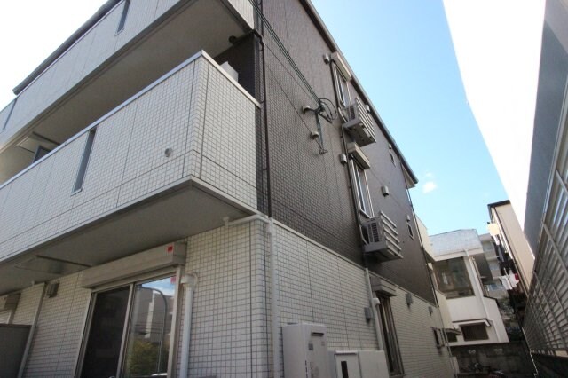 物件外観写真3　(おしゃれな外観です)