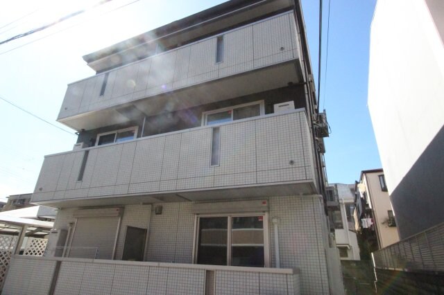 物件外観写真4　(きれいな外観です)