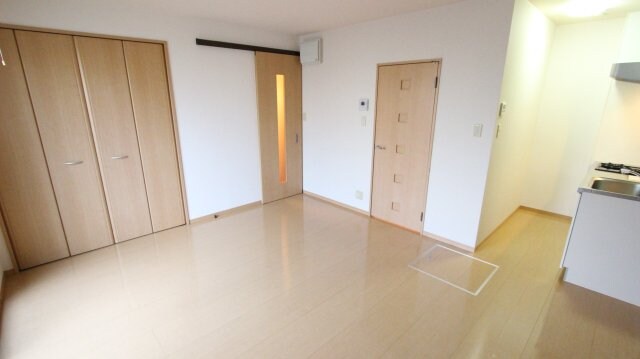 物件内観写真5　(居間です)