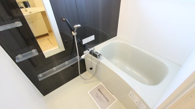 物件内観写真4　(日々の暮らしに欠かせないお風呂です)