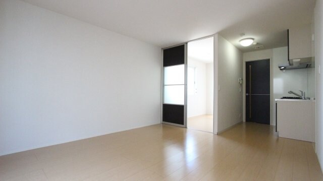 物件内観写真6　(使いやすい居間です)